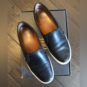 Frye Camille Slip, Size 7, Black Leather